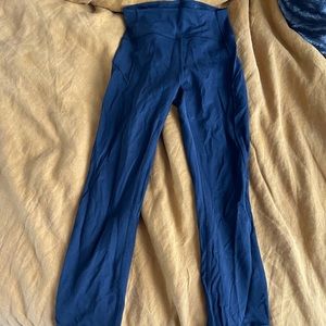 Lululemon Black Leggings 7/8 - sz 4